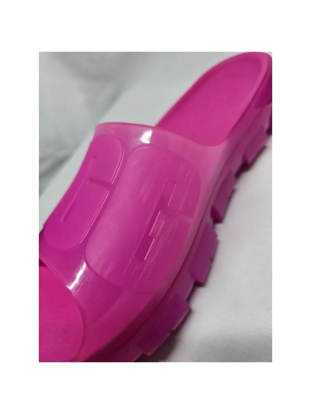 UGG Women’s Jelly Clear Slides Dragon Fruit/Hot Pink Platform Sandals Size 10